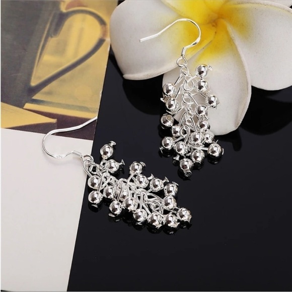 925 Sterling Silver Smooth Grape Bead Ball Earrings chandelier New - Picture 3 of 12
